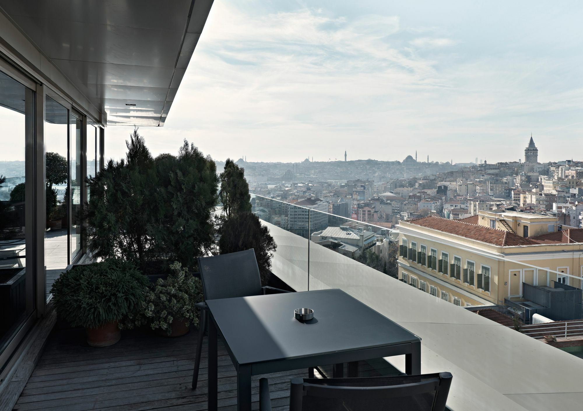 Witt Istanbul Suites Екстериор снимка